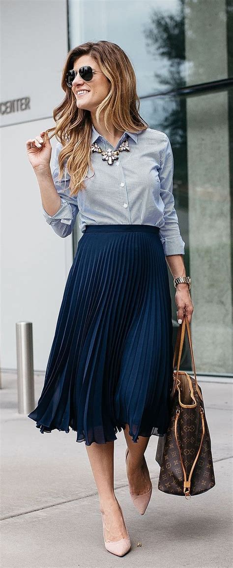 summer midi skirt outfits.